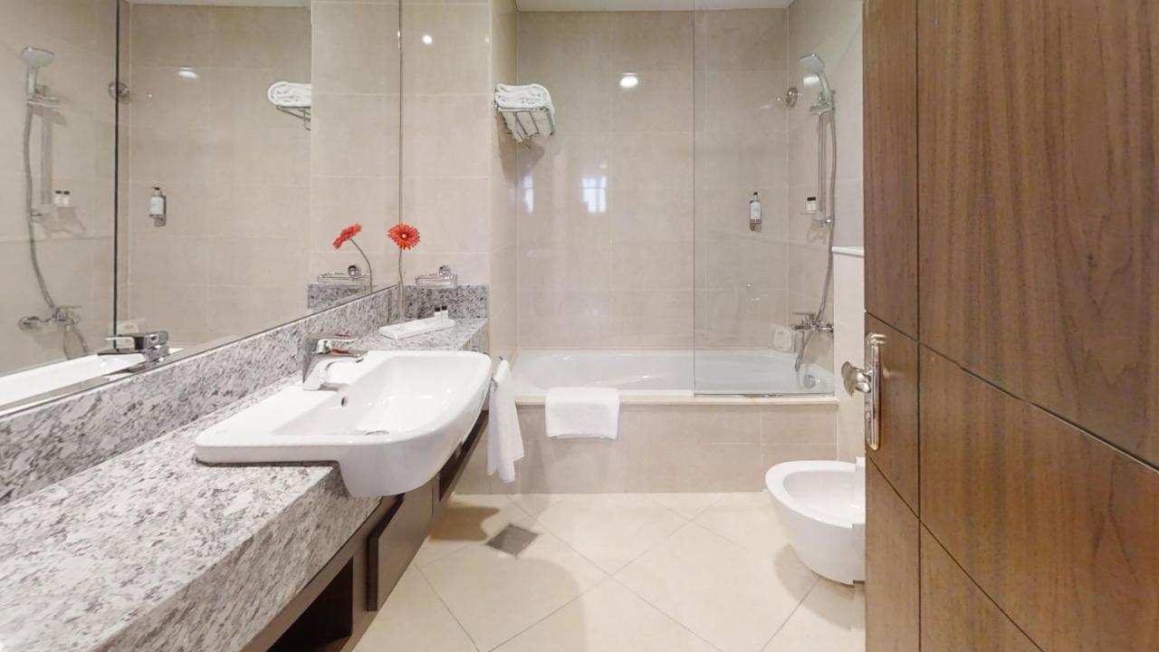Suha Park Hotel Apartments, Waterfront Jaddaf ドバイ エクステリア 写真