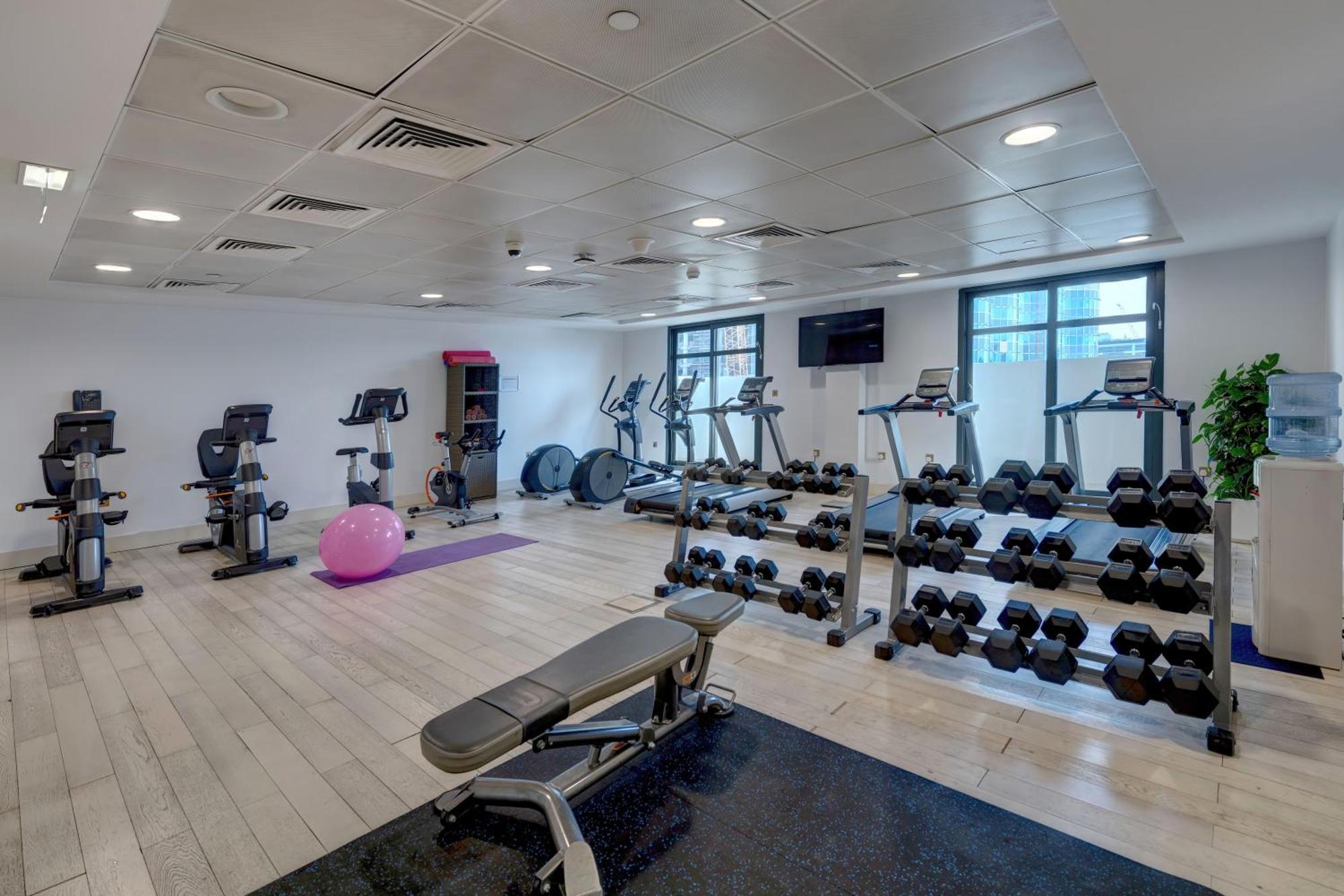 Suha Park Hotel Apartments, Waterfront Jaddaf ドバイ エクステリア 写真